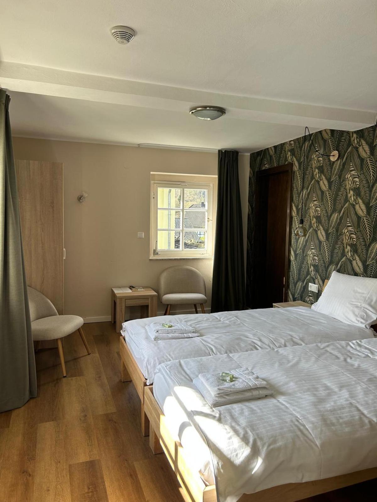 Garni Hotel Im Fachwerkhof Simmerath Room photo